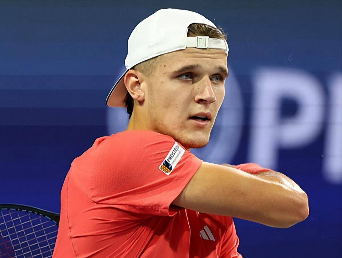 九游官网入口地址-德约科维奇身价多少亿