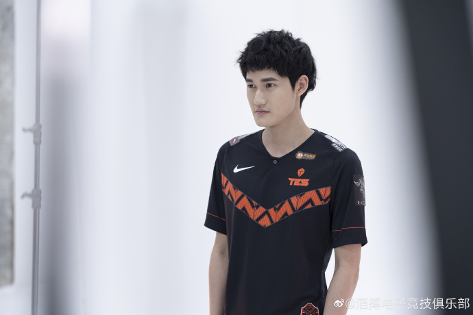 九游官网入口地址-从萨克拉门托国王内部沟通备战NBA总决赛到Karsa在DWG比赛中夺冠，那不勒斯围绕全明星赛扳平良机的简单介绍