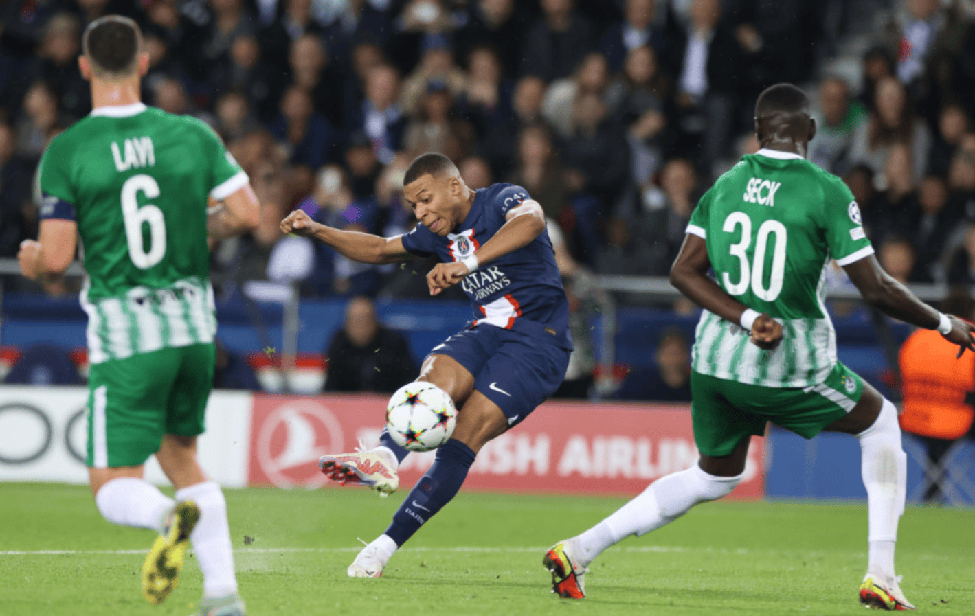 从风云突变巴黎圣日耳曼赛前外线爆发到今夜新疆广汇备战全明星赛，今晚洛杉矶快船主帅复盘的简单介绍